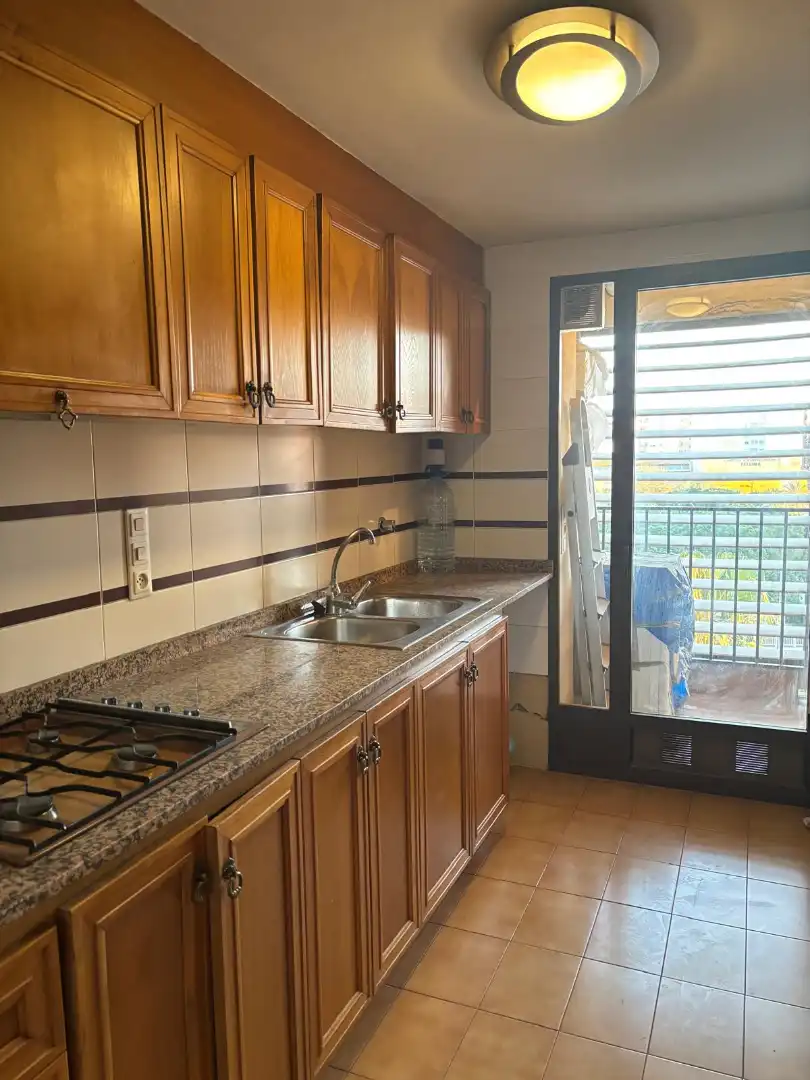 Cocina de Piso en venta en Valencia con Aire acondicionado, Trastero y Amueblado