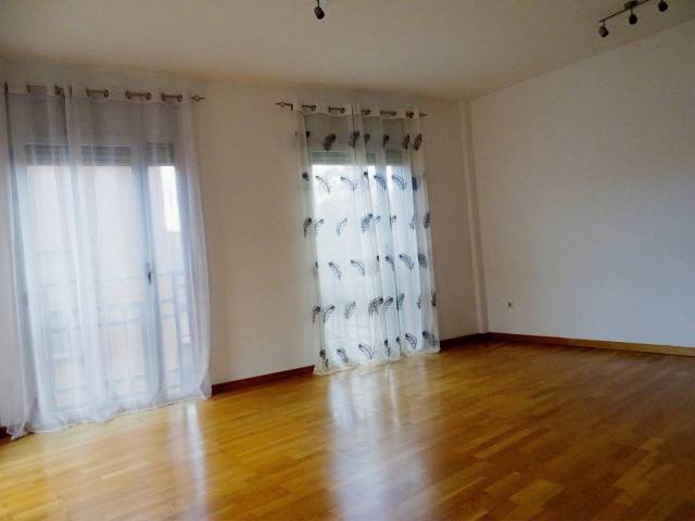 Piso en Alquiler en Eixerit en Els Pallaresos