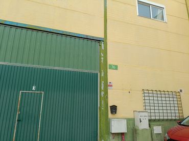 Industrial building for sale in Calle Aluminio 36