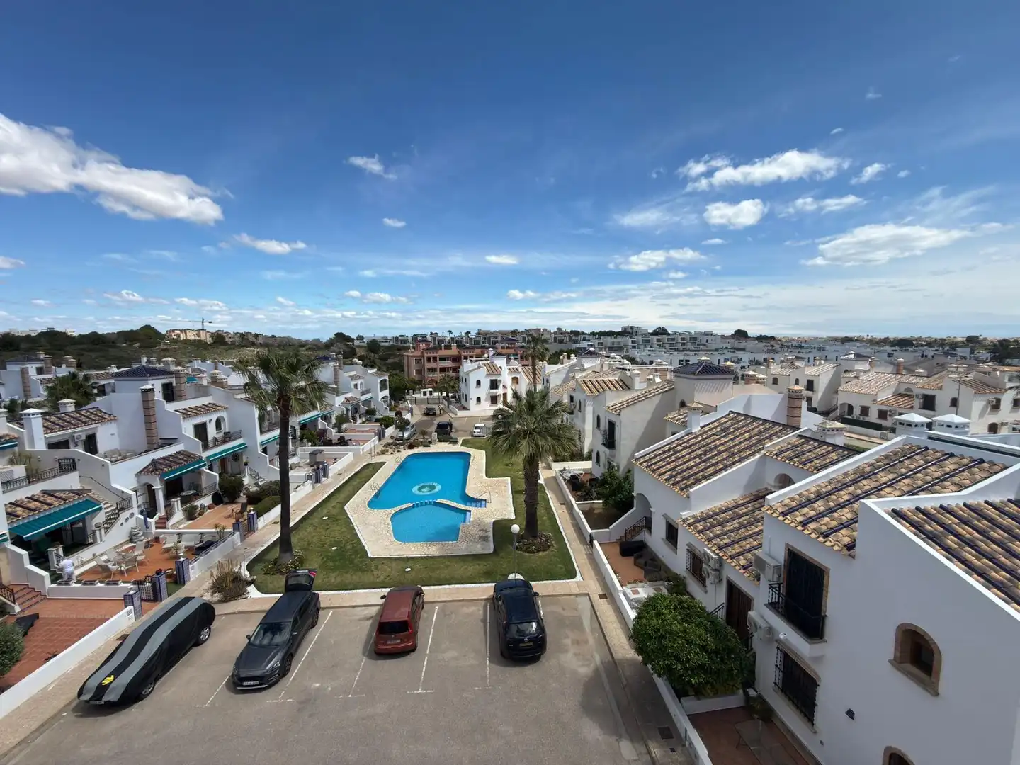 Vista exterior de Ático en venta en Orihuela con Terraza y Amueblado