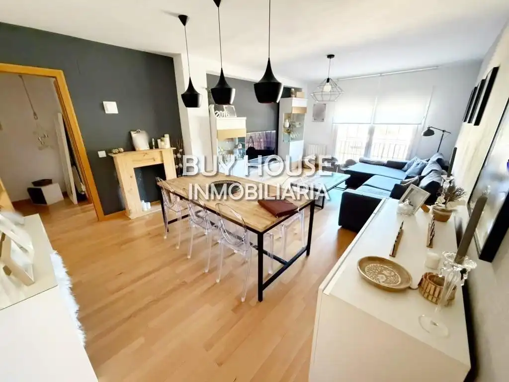 Vista exterior de Piso en venta en Illescas con Calefacción, Terraza y Trastero