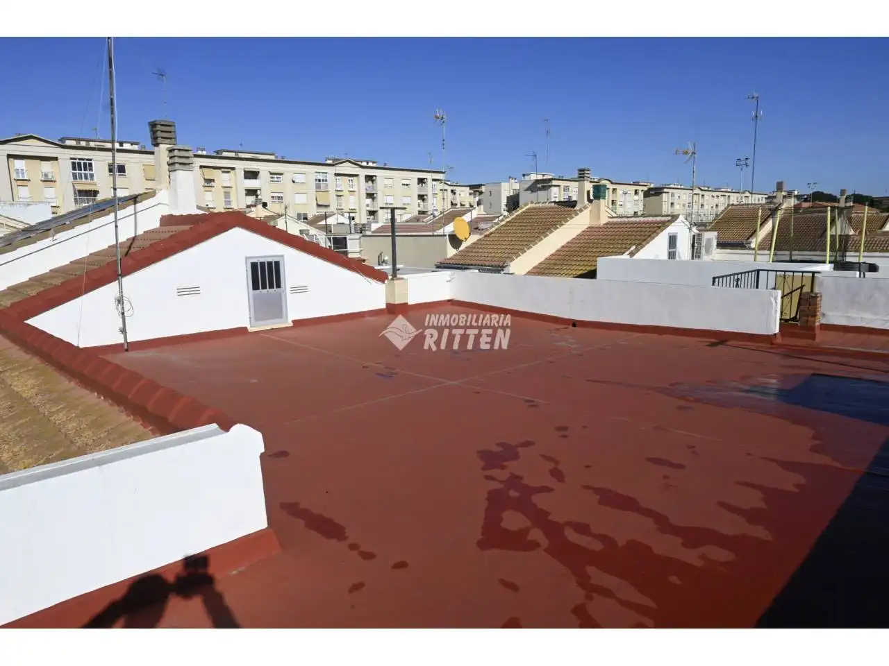 Außenansicht von Einfamilien-Reihenhaus zum Verkauf in Cartagena mit Klimaanlage, Privatgarten und Terrasse