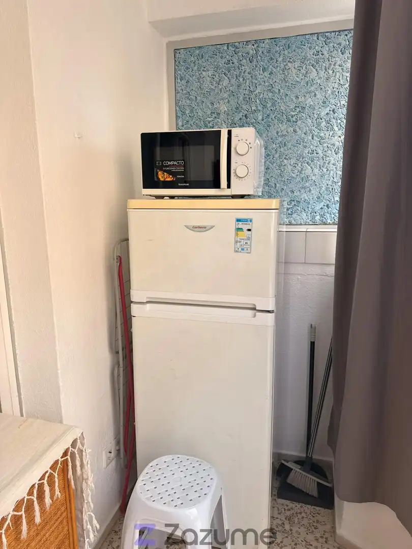 Cocina de Apartamento de alquiler en Vélez-Málaga con Terraza, Piscina y Amueblado