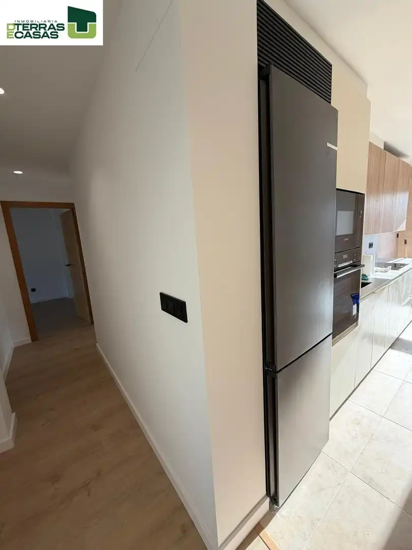 Küche von Wohnung zum Verkauf in A Illa de Arousa 