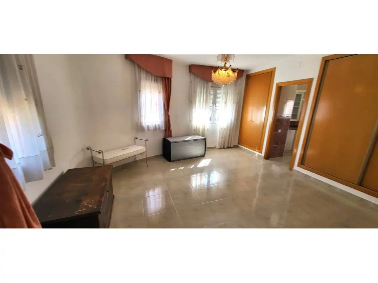 Terraced house with pool for sale in Avenida Sevilla, imagen 9