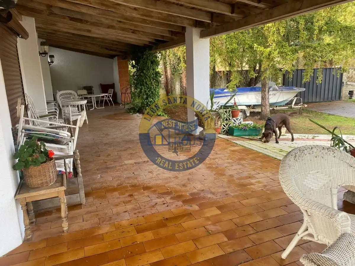 Terraza de Casa o chalet en venta en Garrafe de Torío con Calefacción, Jardín privado y Parquet