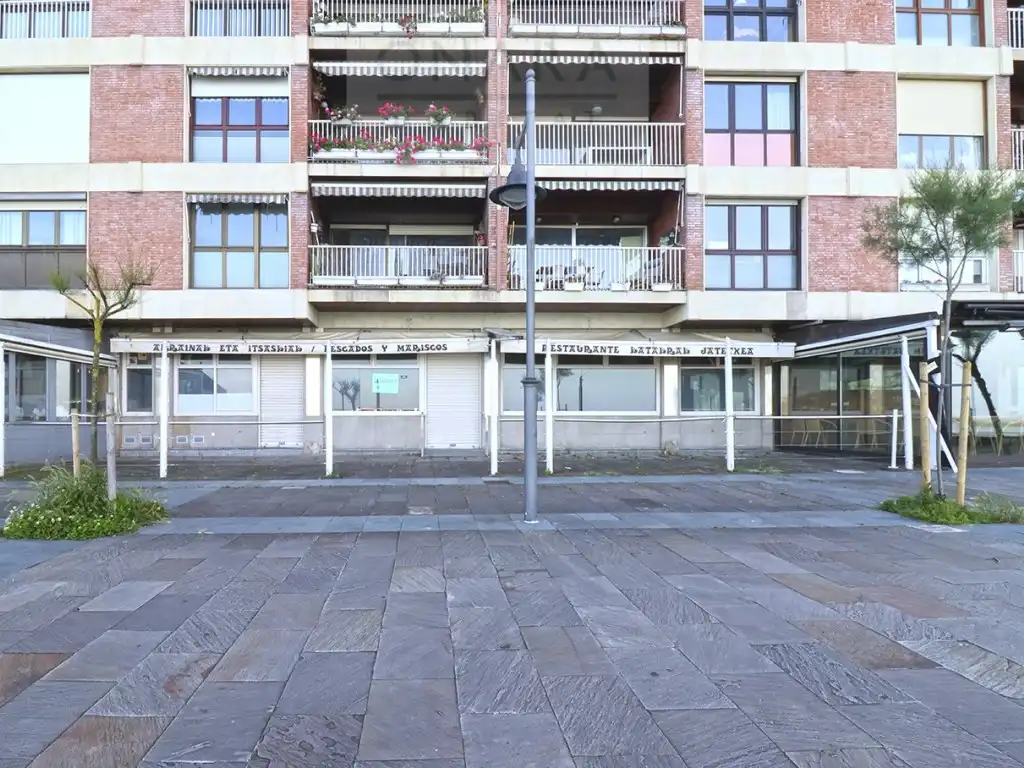 Exterior view of Commercial properties for sale in Hondarribia