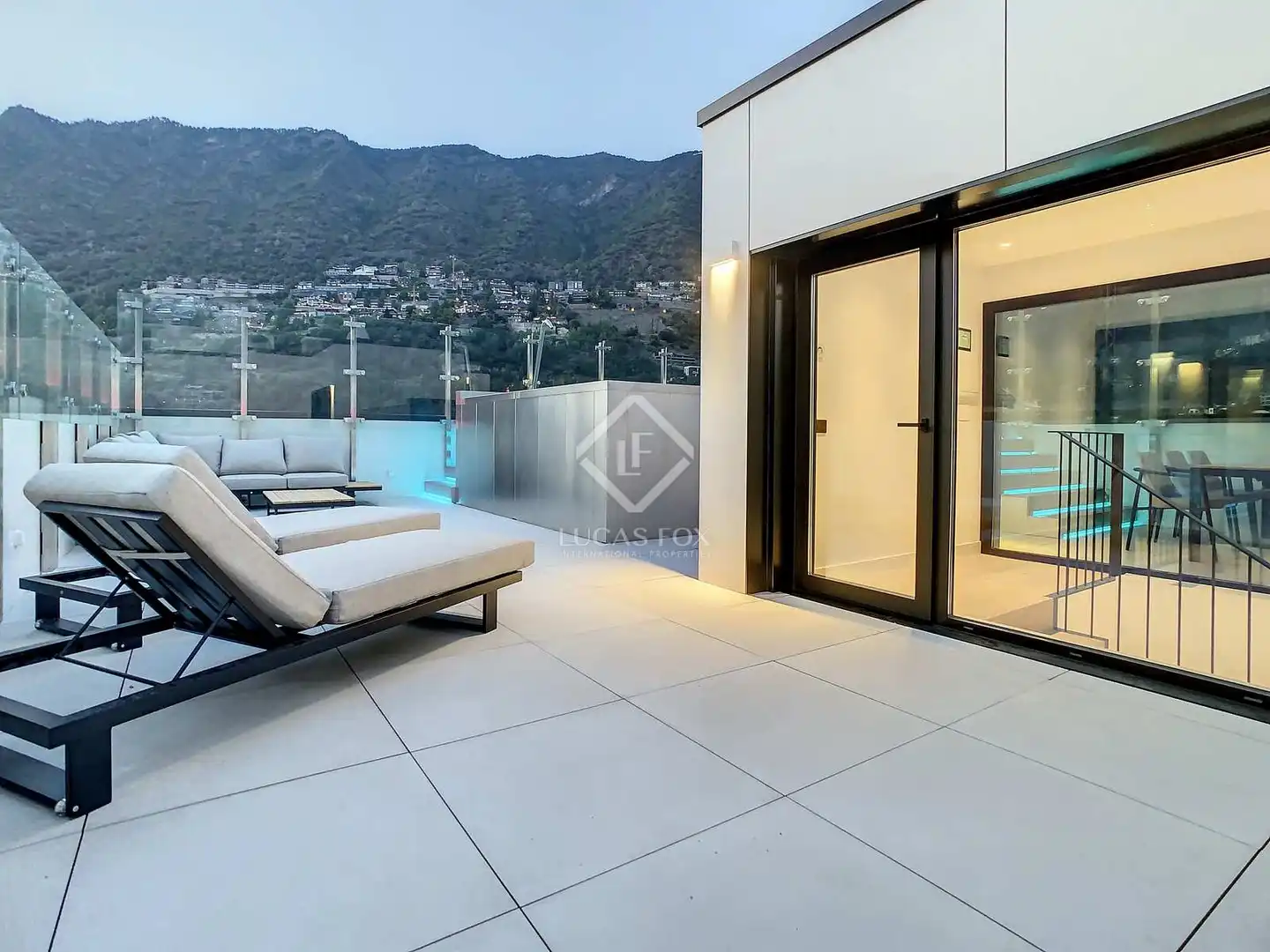 Terrace of Attic for sale in Madrid  with Air Conditioner, Heating and Terrace