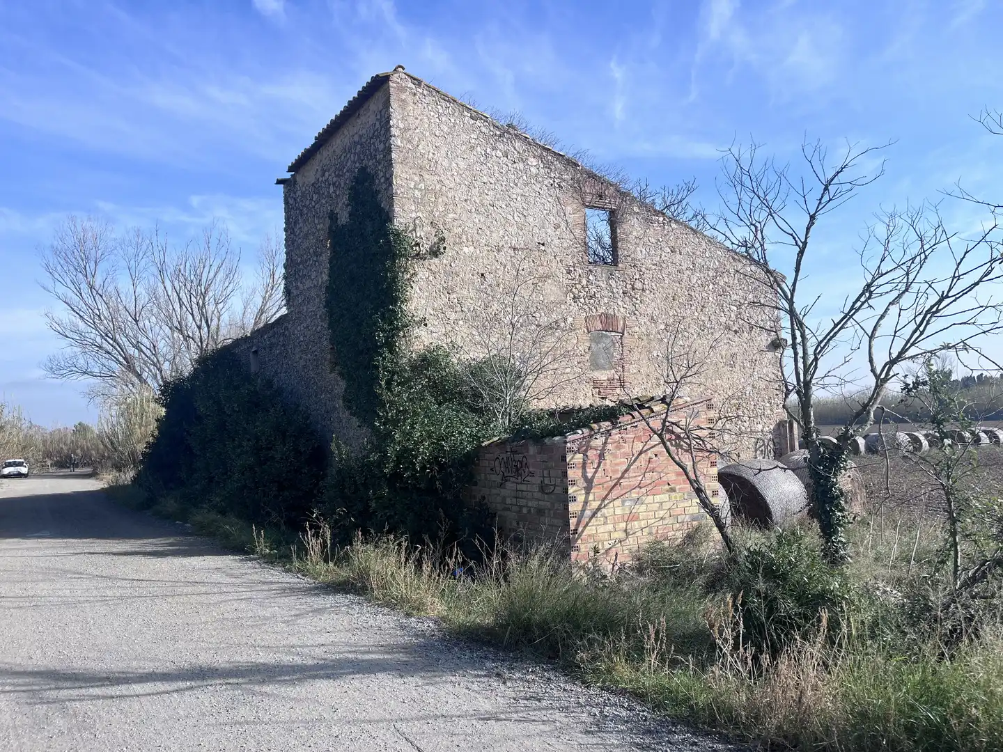 Vista exterior de Finca rústica en venda en Figueres