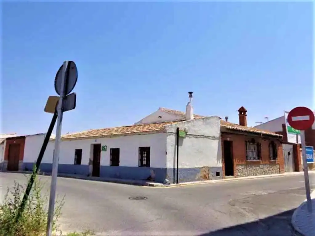 Rustikales Grundstück zum Verkauf in C/ Calixto García de la Parra, imagen 8