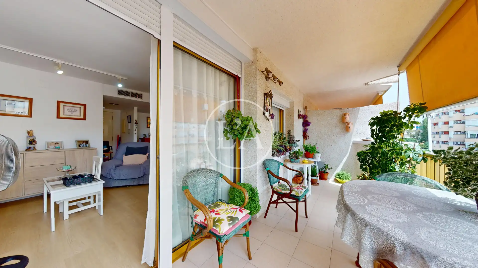 Apartment with pool for sale in Carrer d'Emili Vendrell 8, imagen 4