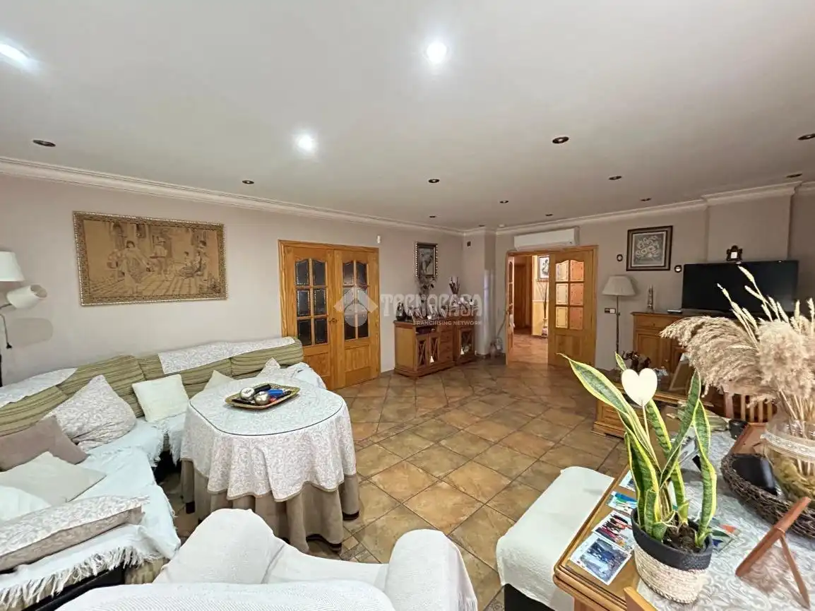 Casa amb terrassa en venda a La Carolina, imagen 3