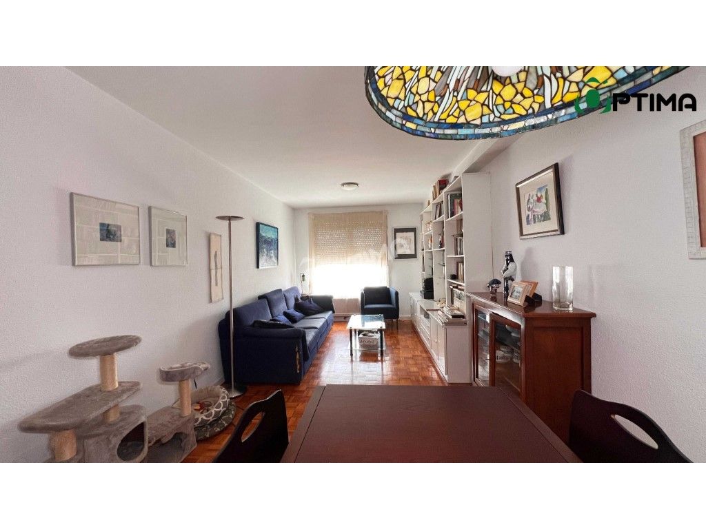 Living room of Flat for sale in Santiago de Compostela 