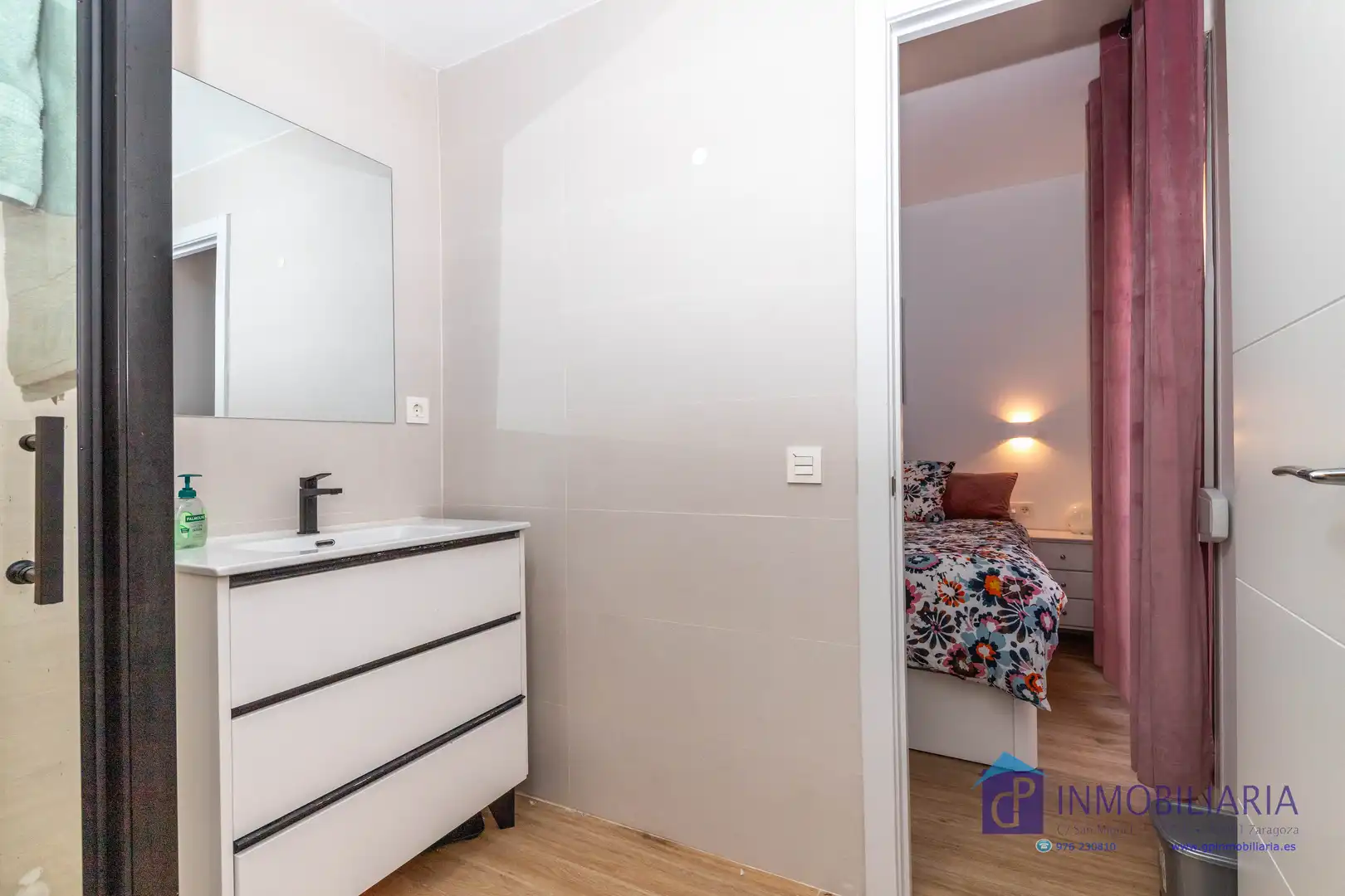 Flat for sale in Calle de Santiago, Alfonso