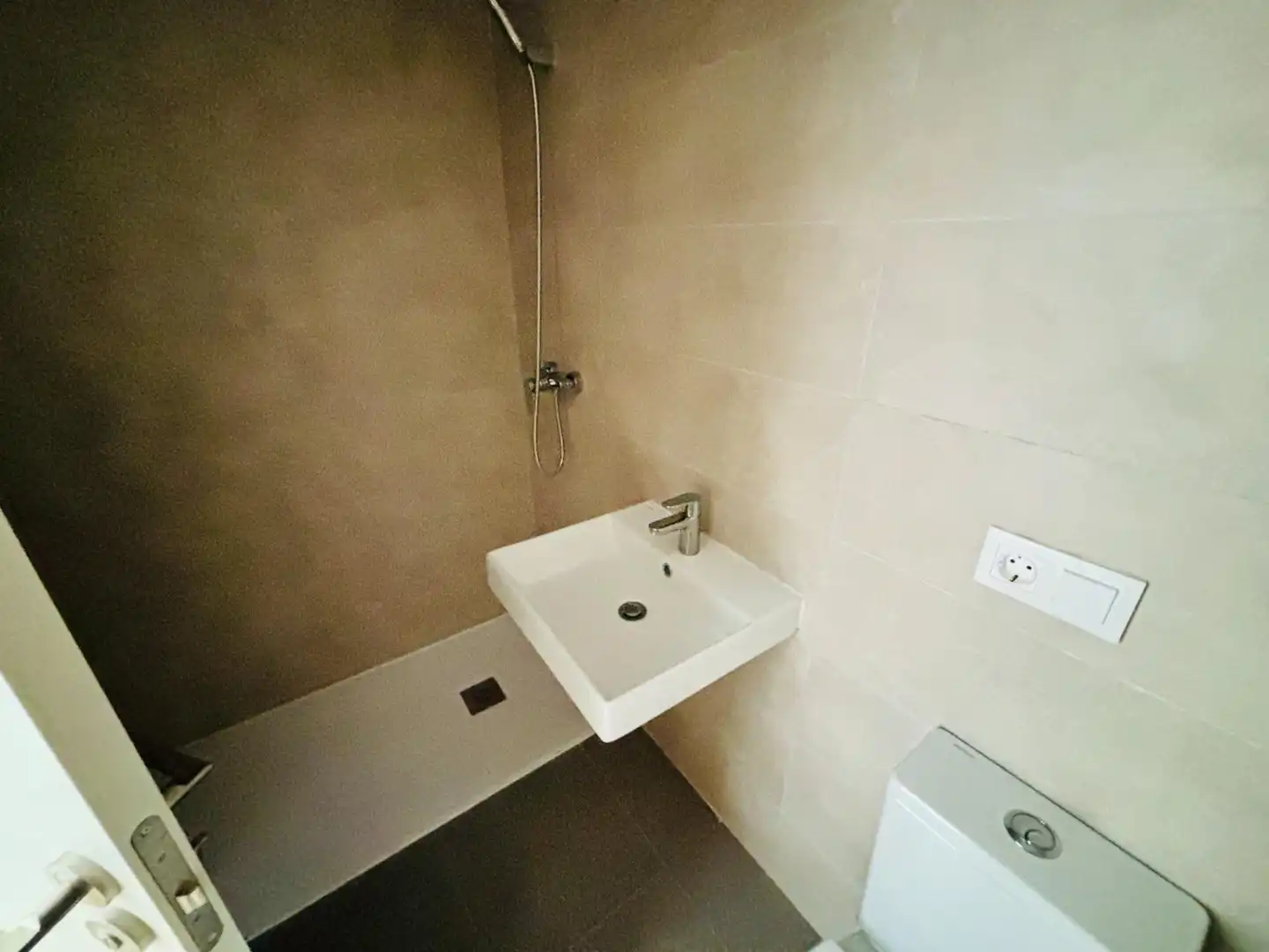 Bathroom of Apartments for sale in Fuengirola  with Heating, Private garden and Terrace