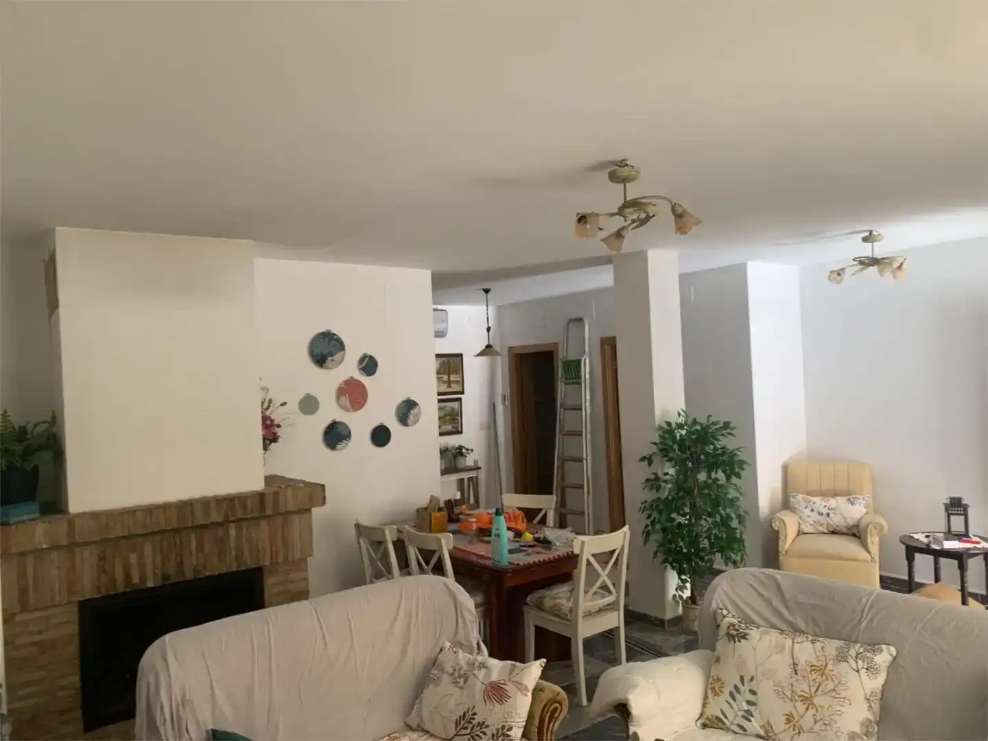 Sala d'estar de Dúplex en venda en Pétrola amb Aire condicionat, Traster i Moblat