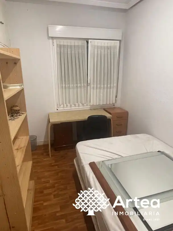 Bedroom of Flat for rent in Bilbao   with Heating