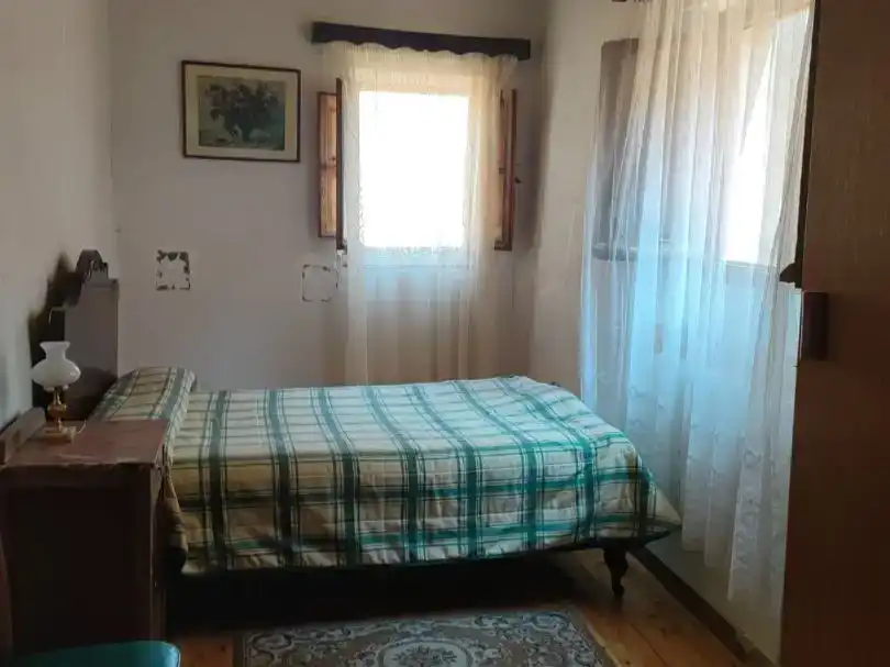 Dormitori de Casa adosada en venda en Villasandino amb Jardí privat, Traster i Moblat