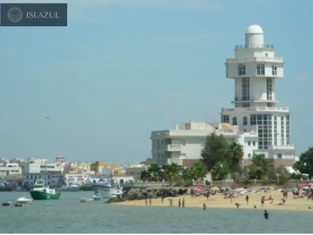 Casa adosada en venda en Isla Cristina amb Terrassa, Traster i Moblat