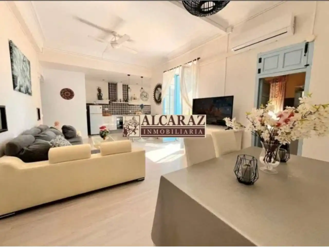 Sala d'estar de Casa o xalet en venda en Onil amb Aire condicionat i Calefacció