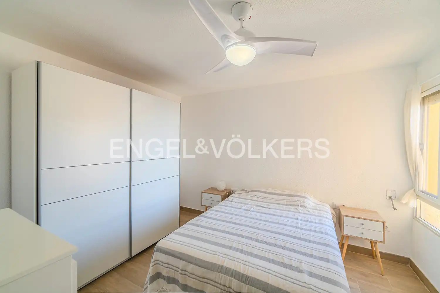 Bedroom of Flat for sale in El Campello  with Air Conditioner, Heating and Terrace