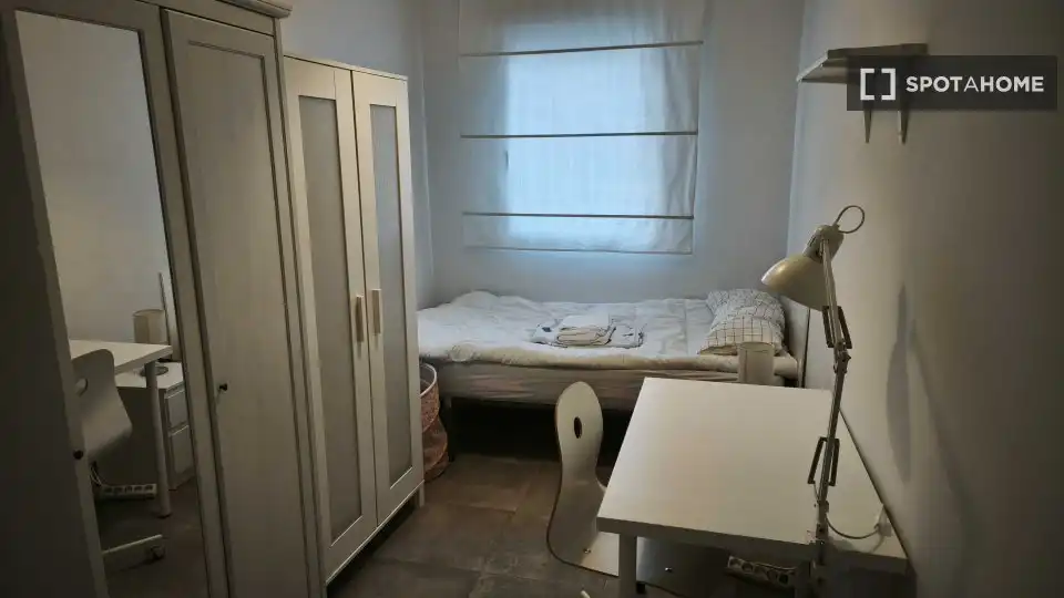 Room in Campamento