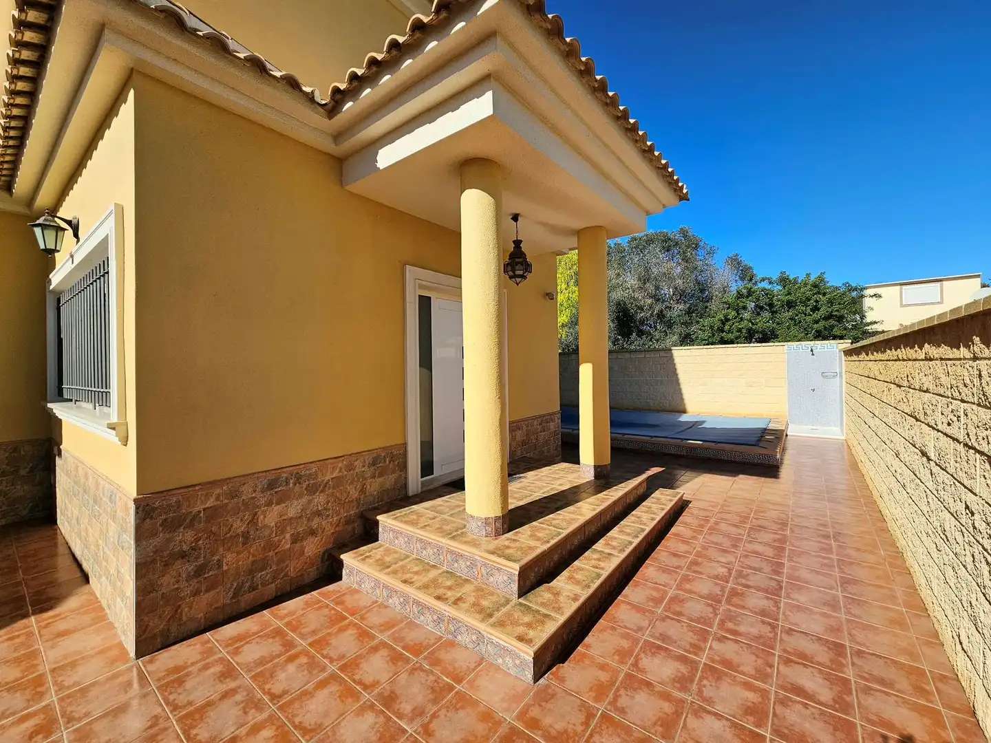 Terraza de Casa o chalet en venta en Torrevieja con Jardín privado, Terraza y Piscina