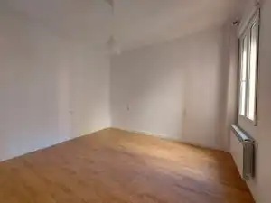 Habitación de Apartamento de alquiler en Madrid con Aire acondicionado, Calefacción y Parquet