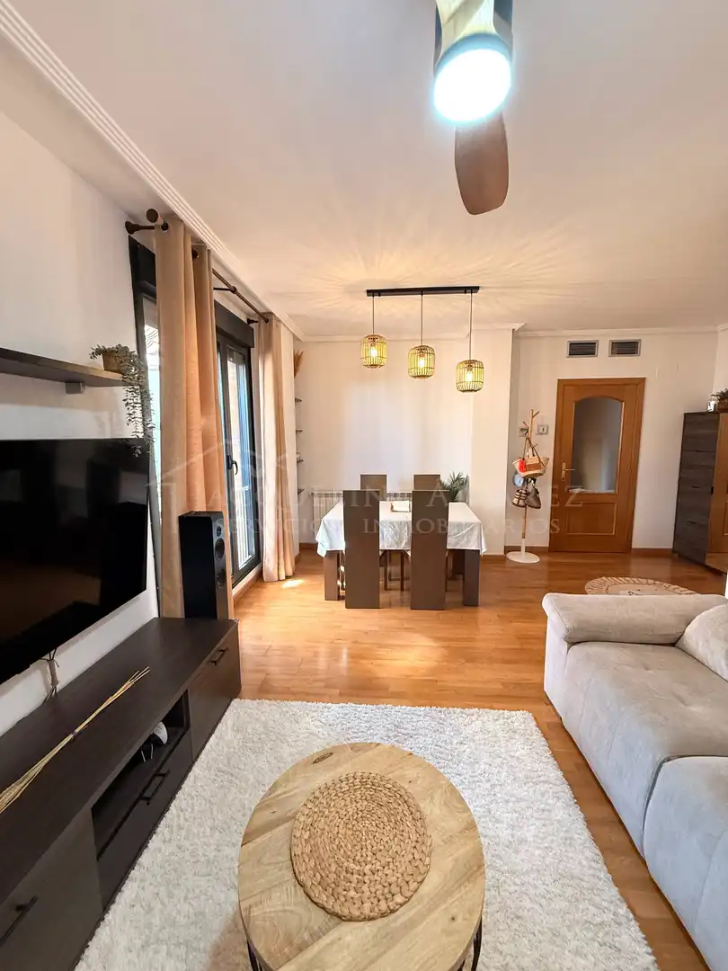 Sala de estar de Ático en venta en Parla con Aire acondicionado, Calefacción y Terraza