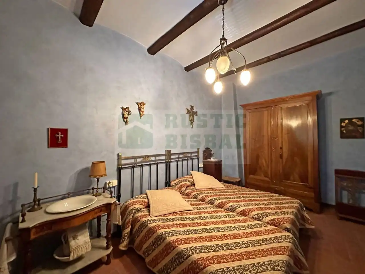 Habitación de Finca rústica en venta en Ullastret con Calefacción y Terraza