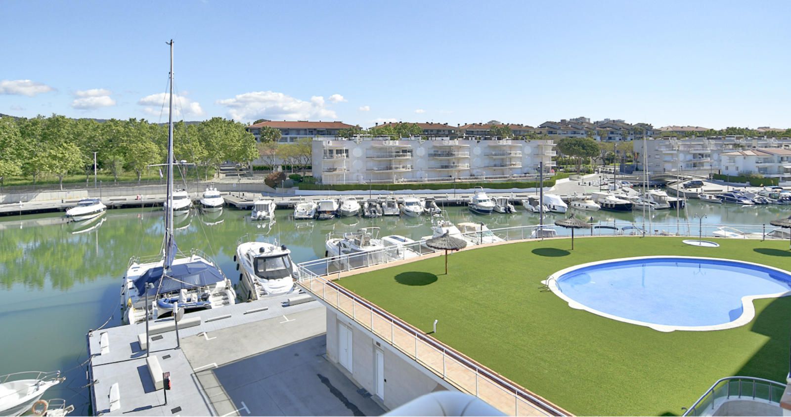 Swimming pool of Flat for sale in Castell-Platja d'Aro  with Air Conditioner, Heating and Terrace