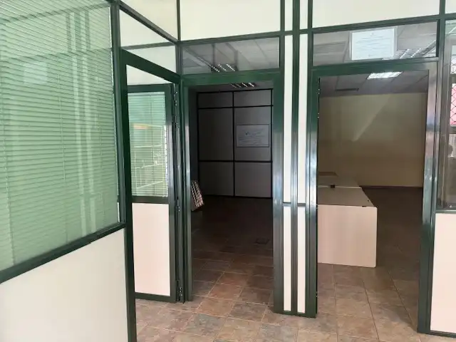 Local comercial en venta en Plaza de España