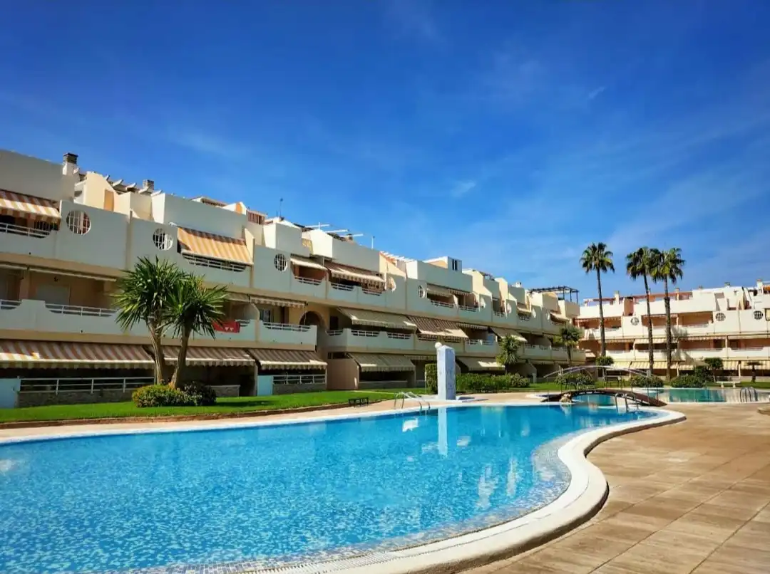 Vista exterior de Apartamento en venta en Xeraco con Terraza, Trastero y Amueblado
