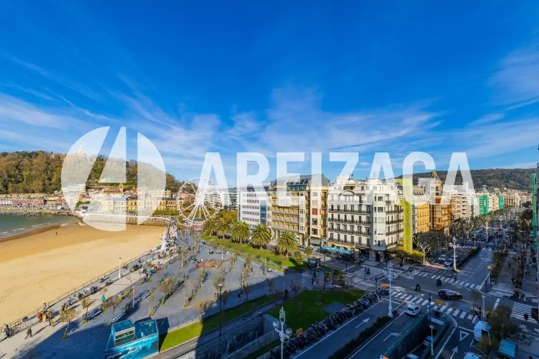Exterior view of Flat for sale in Donostia - San Sebastián   with Air Conditioner, Heating and Terrace