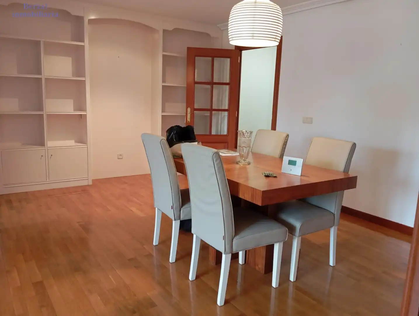 Comedor de Piso de alquiler en  Logroño con Calefacción, Jardín privado y Terraza