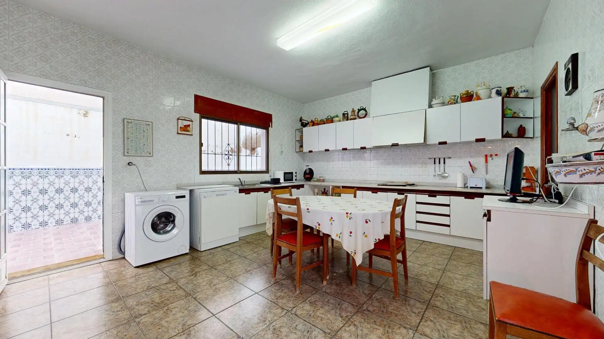 Cuina de Casa o xalet en venda en Pilar de la Horadada amb Jardí privat