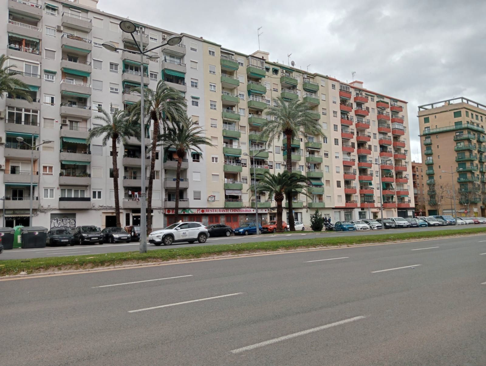 Exterior view of Flat for sale in  Valencia Capital  with Oven and Balcony