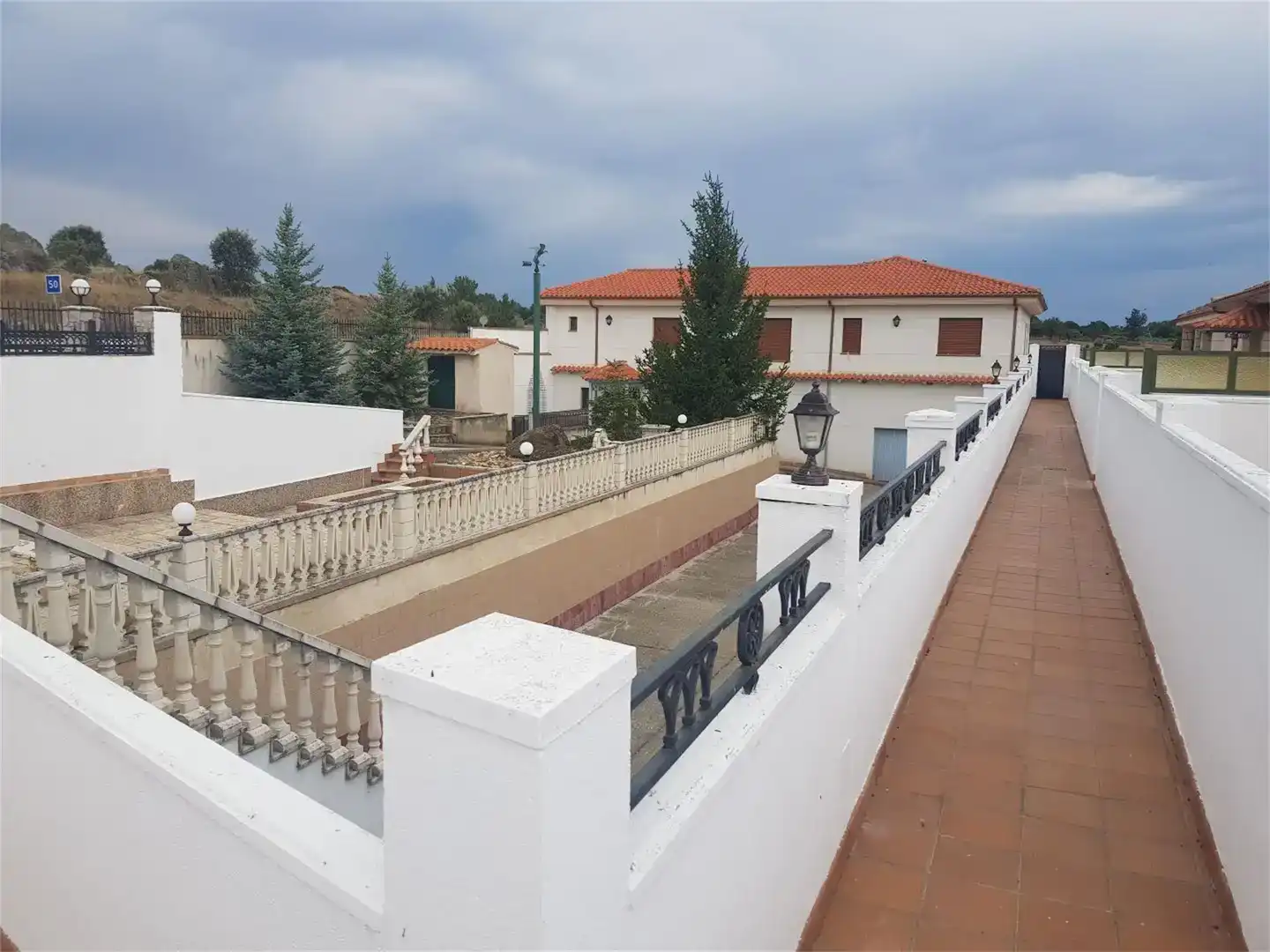 Terrassa de Casa adosada en venda en Molezuelas de la Carballeda amb Balcó