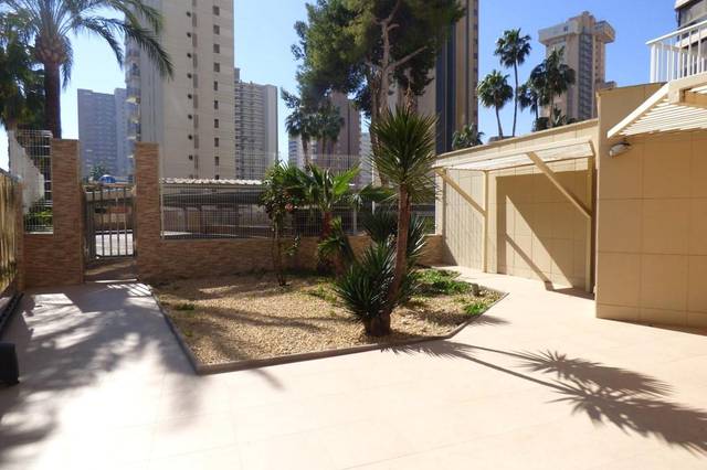 Local comercial en Venta en De Cuenca en Playa Levante