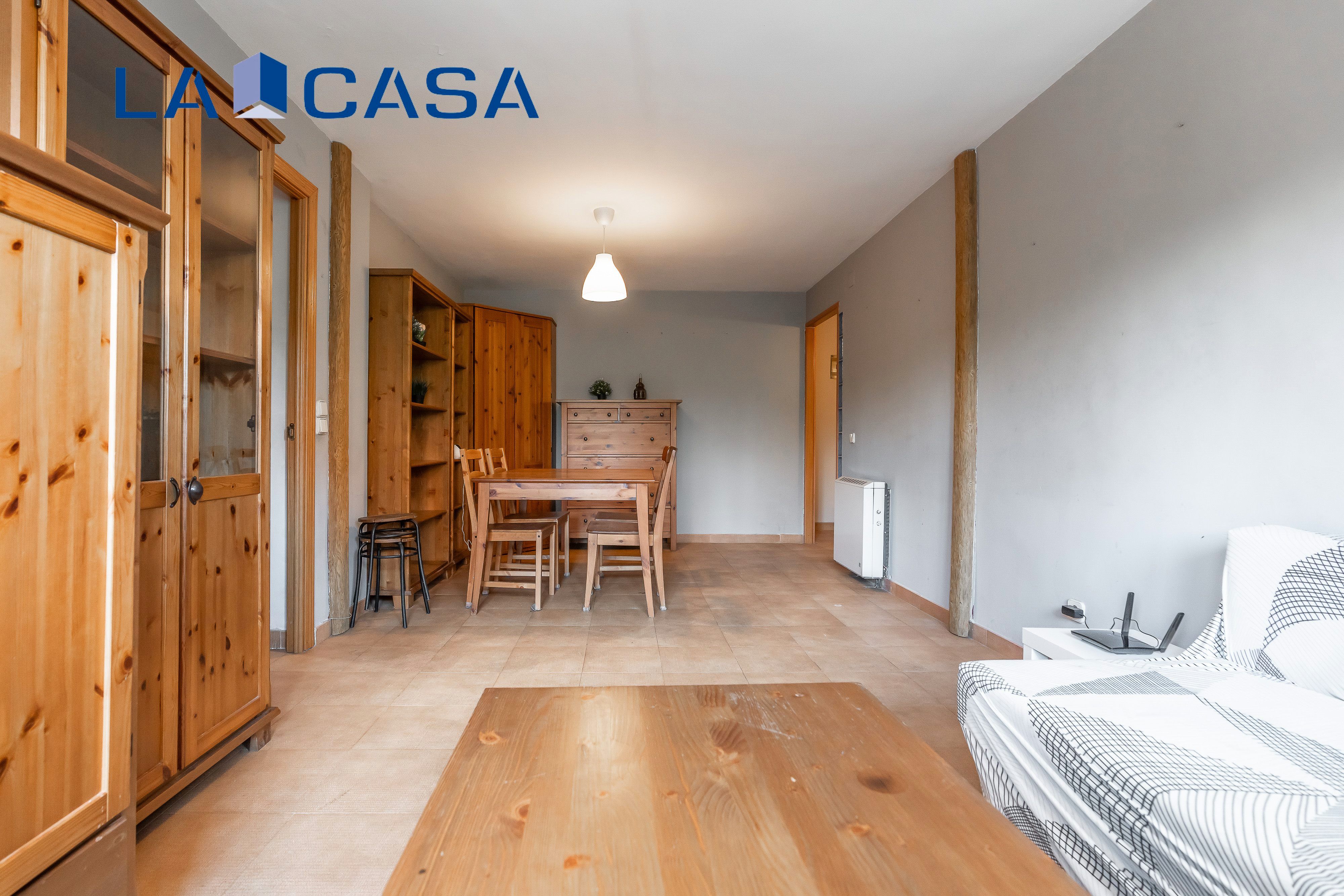 Flat for sale in  Madrid Capital  with Heating