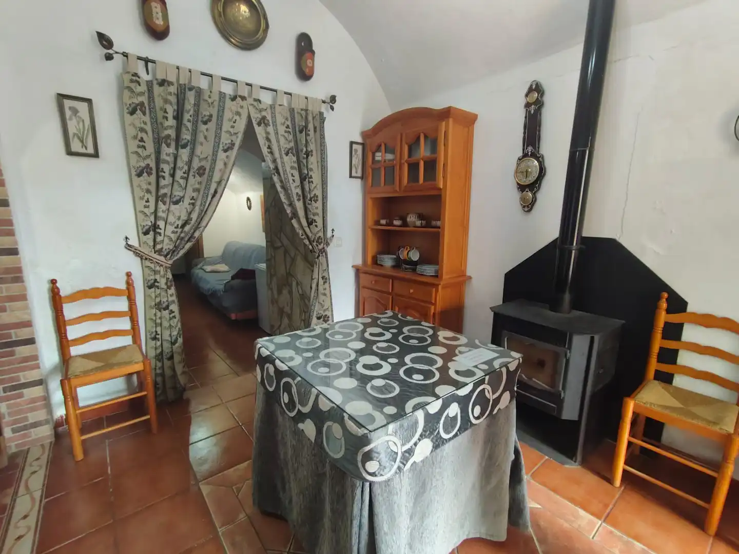 Finca rústica en venda en Guadix amb Moblat, Forn i Piscina comunitària