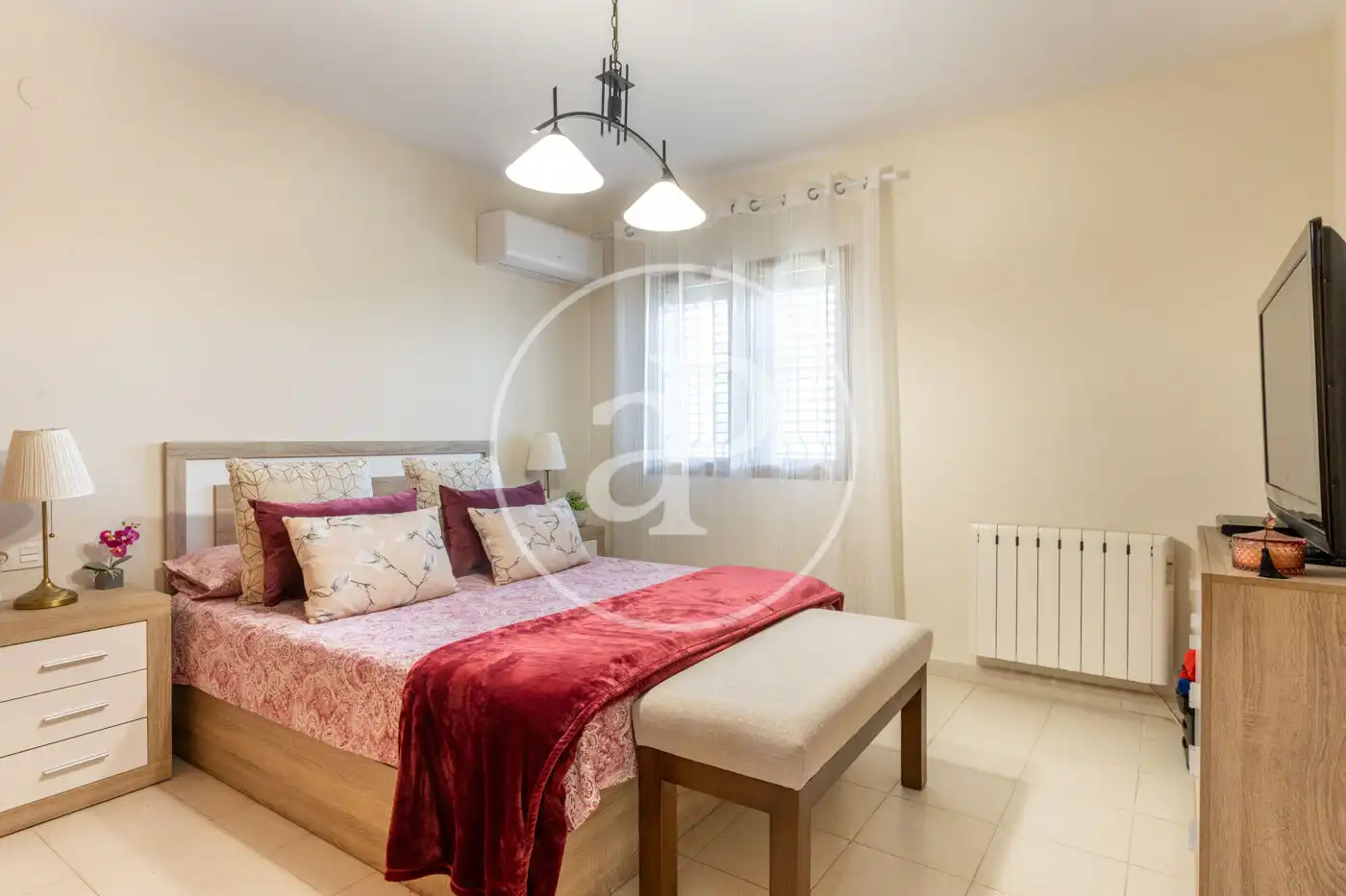 Habitación de Casa o chalet en venta en El Puig de Santa Maria con Aire acondicionado, Calefacción y Jardín privado