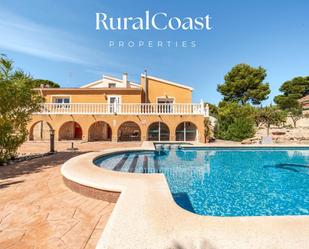 Vista exterior de Casa o xalet en venda en Torremanzanas / La Torre de les Maçanes amb Calefacció, Parquet i Terrassa