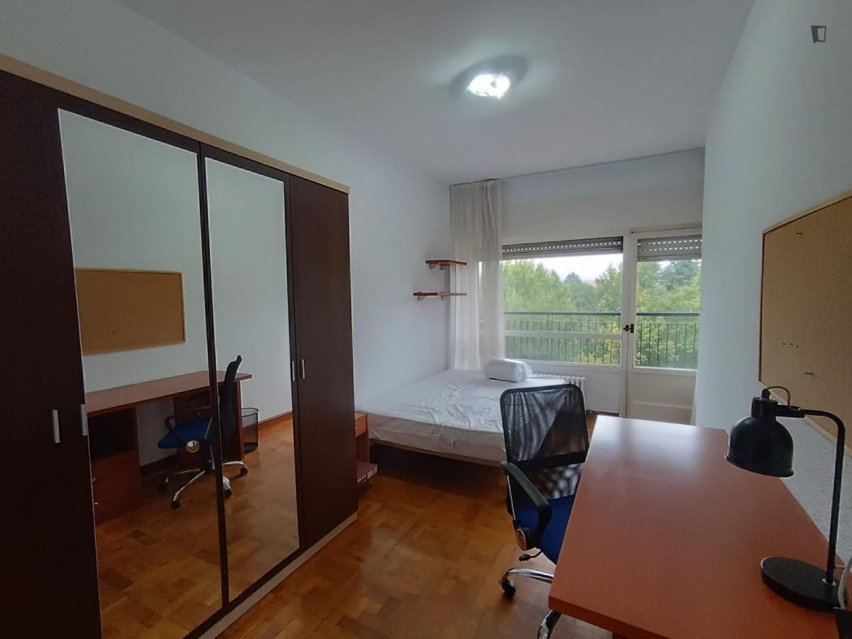 Apartment to share in Iturrama