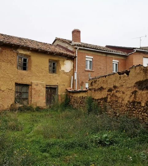 Foto 2 de Pis en venda a Plaza de la Vieja, 10, Pino del Río, Palencia