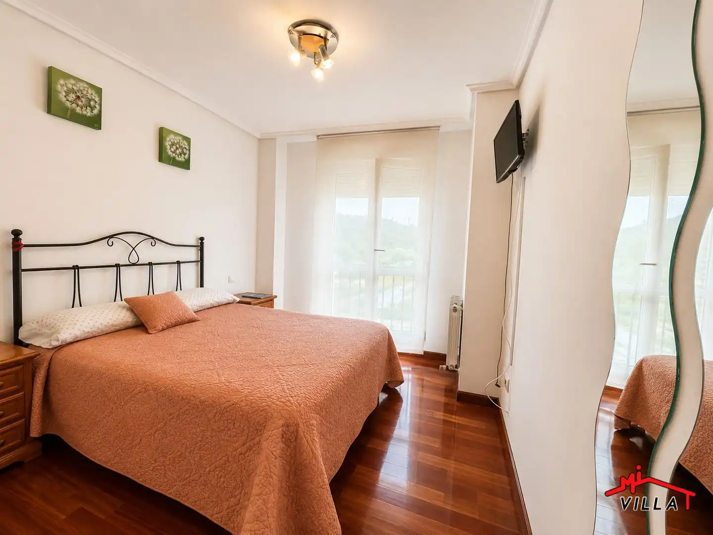 Schlafzimmer von Wohnung zum Verkauf in Ampuero mit Heizung, Abstellraum und Möbliert