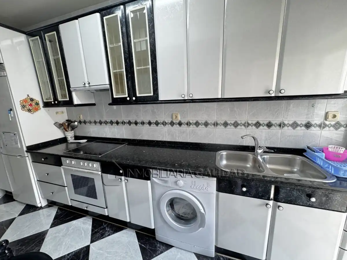 Kitchen of Flat for rent in Burgos  with Heating, Terrace and Furnished