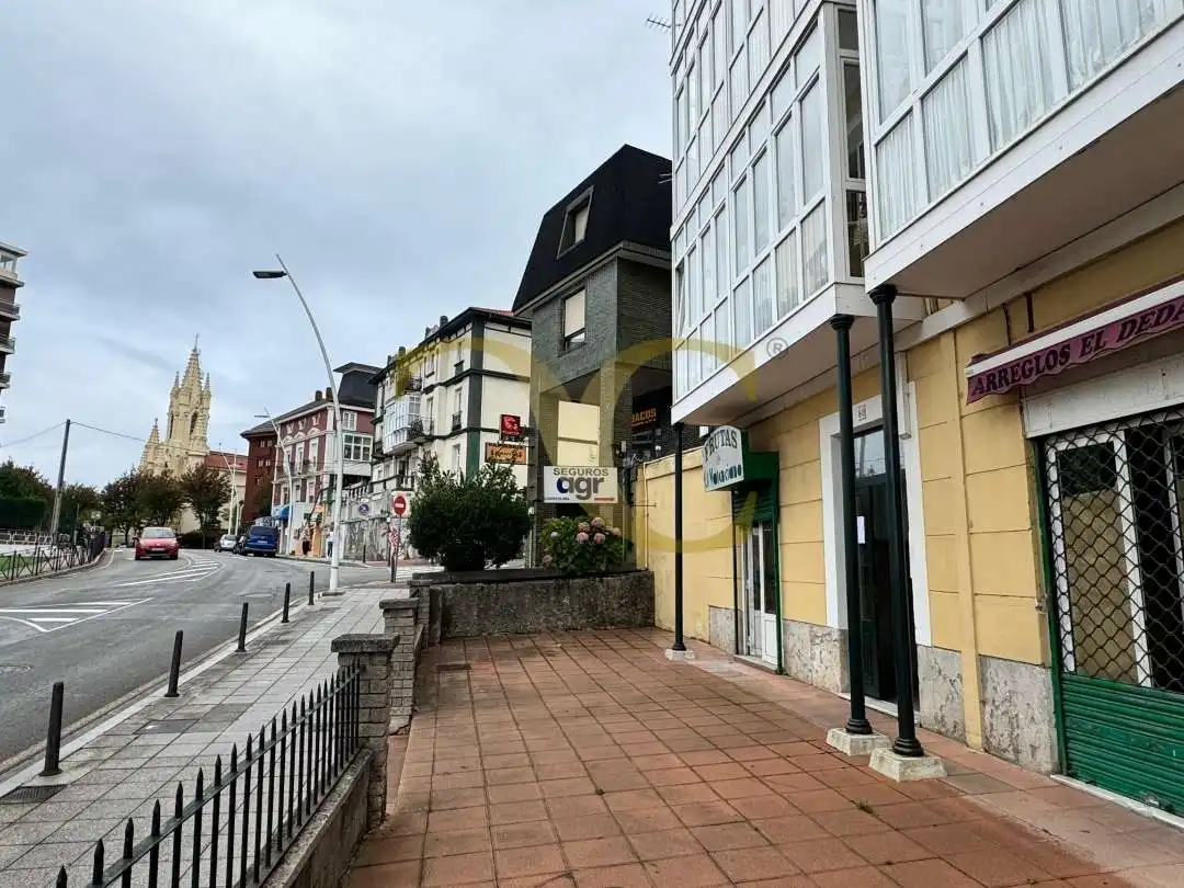 Exterior view of Commercial properties for rent in Santander