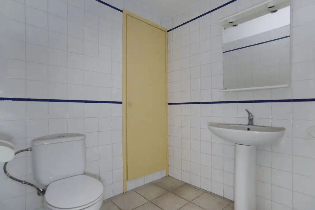 Local comercial en venta en PAU CLARIS, imagen 18