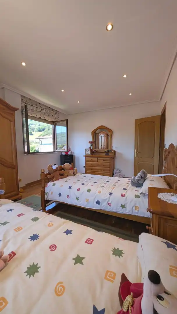 Bedroom of Houses for sale in Los Corrales de Buelna   with Heating, Private garden and Terrace